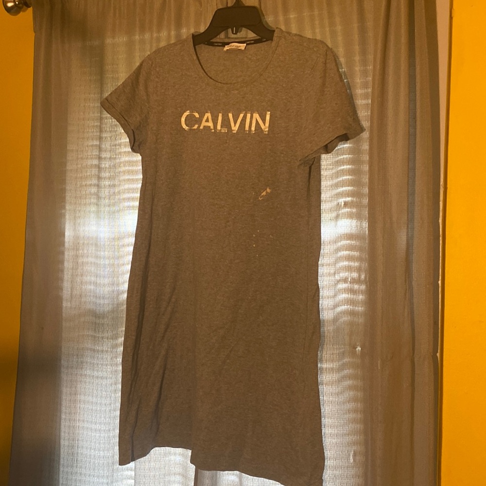 Calvin Klein JUNIOR Small VNECK light Gray dress  | Color: Gray | Size: L